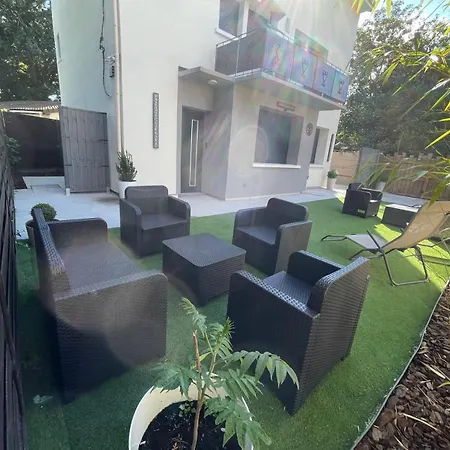 Melybou - 5 - Jardin - 12p Sainte-Genevieve-des-Bois